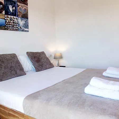 Emporda Residencial * Л'Эстартит